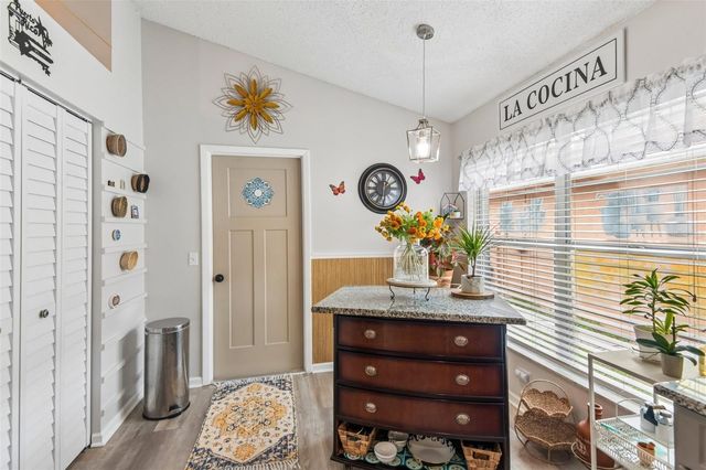 8709 BUSCH OAKS STREET, Tampa, FL 33617