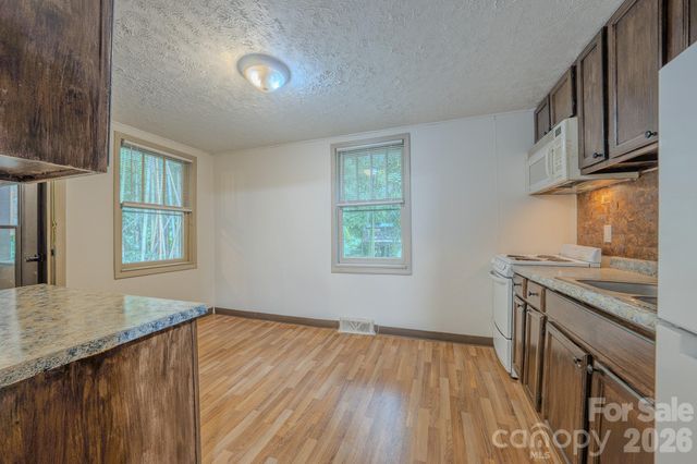 298 State Street, Asheville, NC 28806