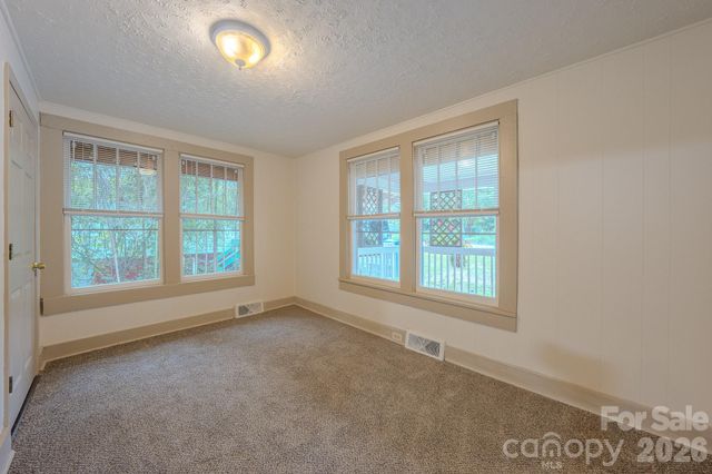 298 State Street, Asheville, NC 28806