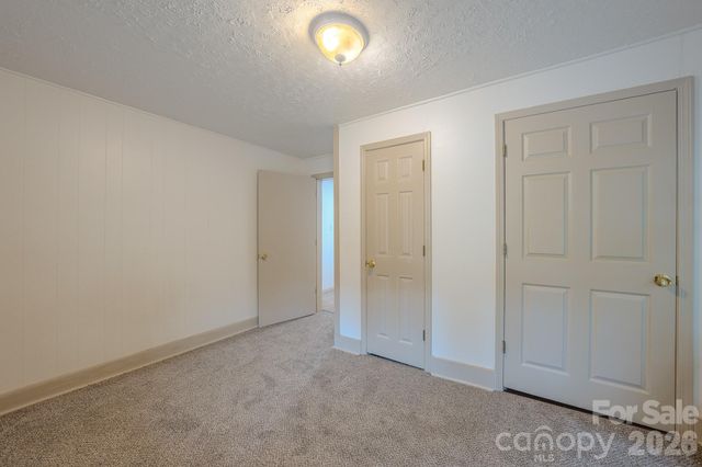 298 State Street, Asheville, NC 28806