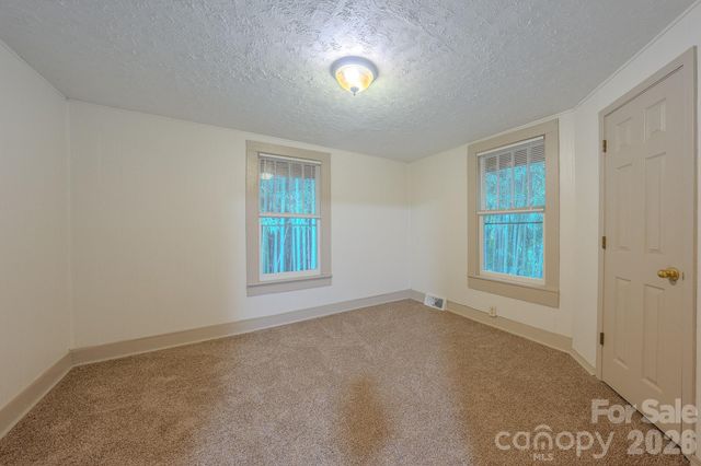 298 State Street, Asheville, NC 28806