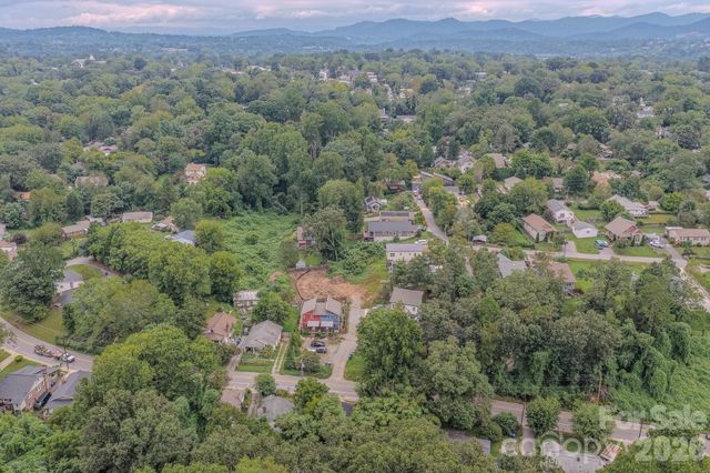 298 State Street, Asheville, NC 28806