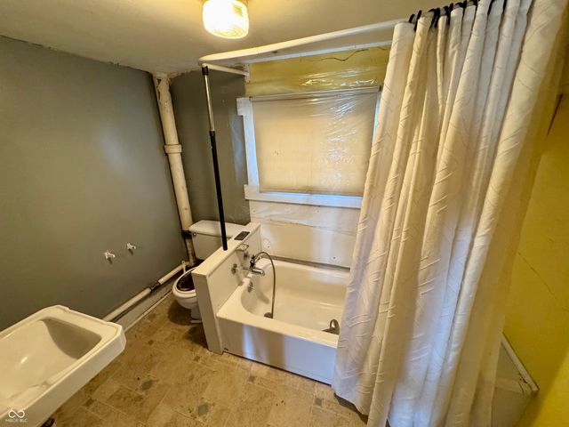 109 W Liberty Street, Greencastle, IN 46135