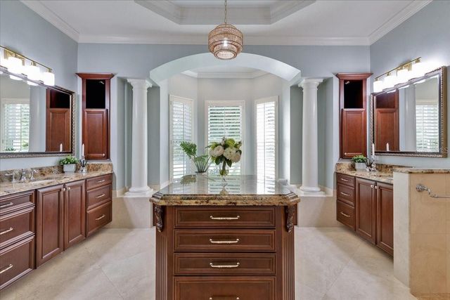 9814 EMERALD LINKS DRIVE, Tampa, FL 33626