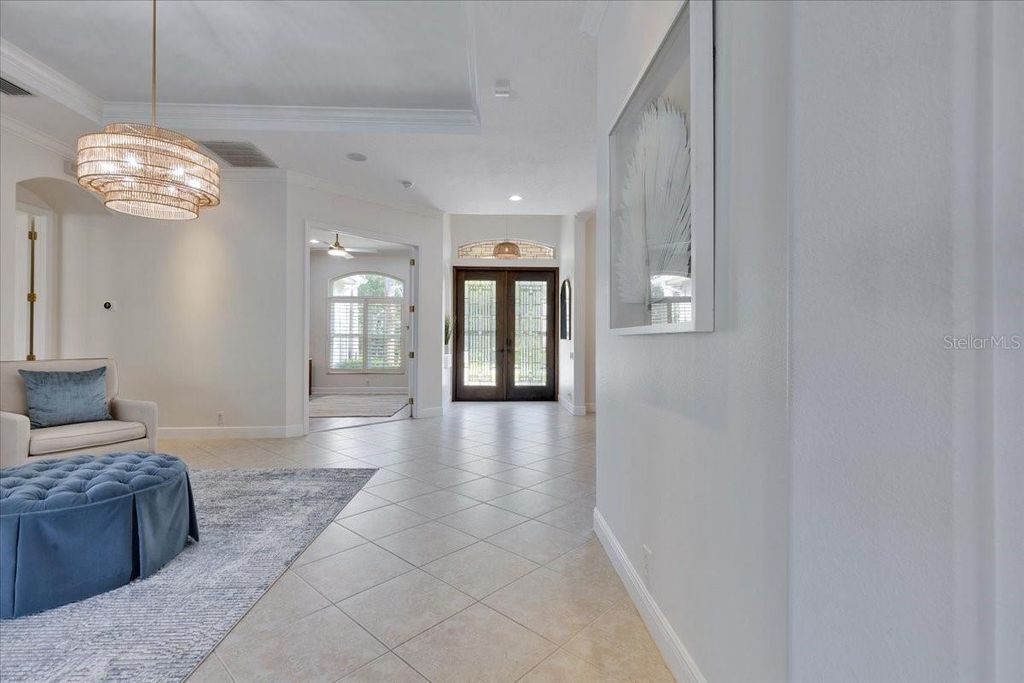 Image 34 of property listing at 9814 EMERALD LINKS DRIVE, Tampa, FL 33626