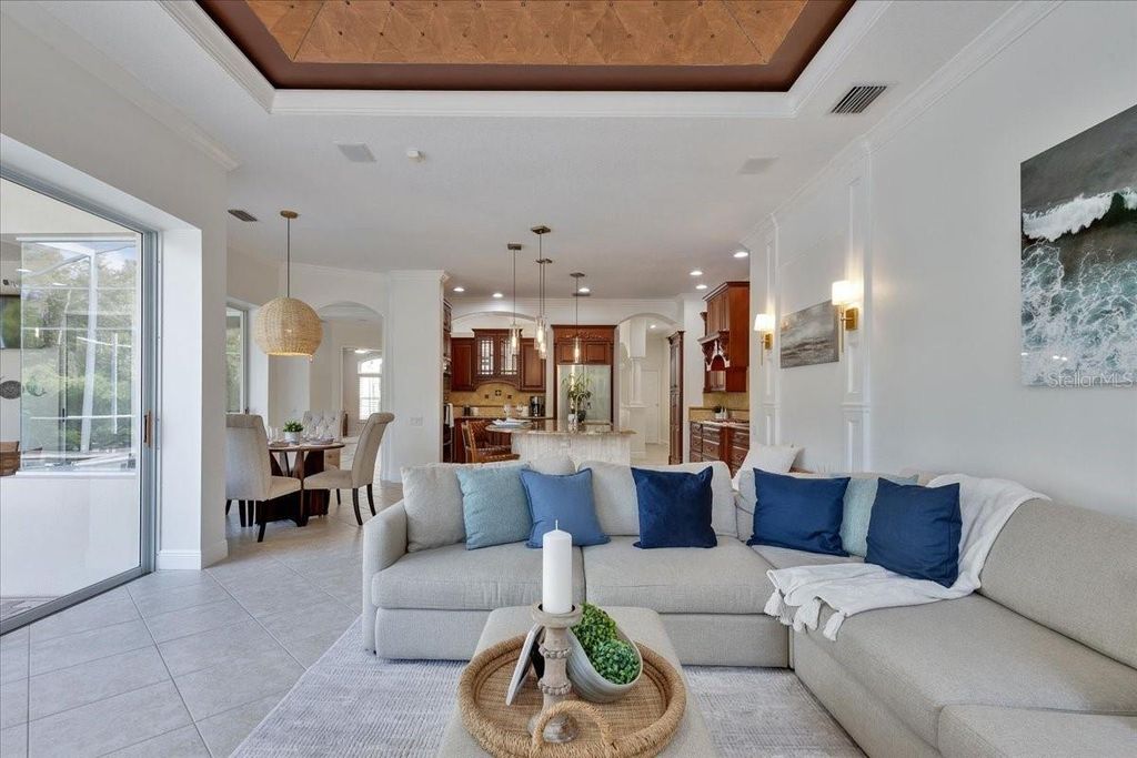 Image 54 of property listing at 9814 EMERALD LINKS DRIVE, Tampa, FL 33626