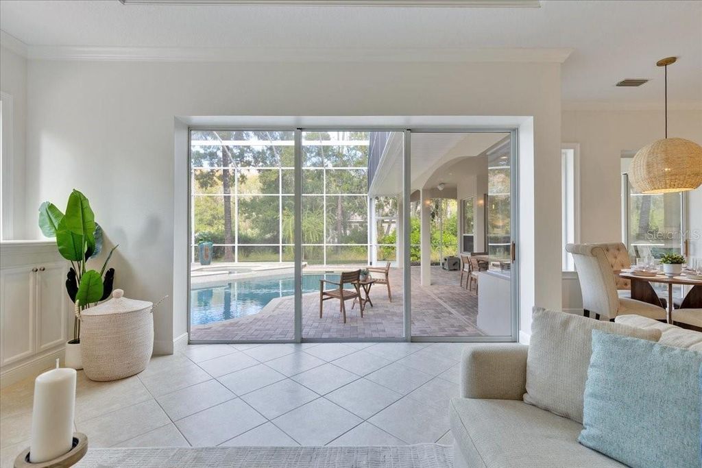 Image 55 of property listing at 9814 EMERALD LINKS DRIVE, Tampa, FL 33626