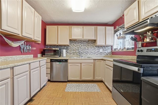 4507 Longfellow Avenue, Huber Heights, OH 45424