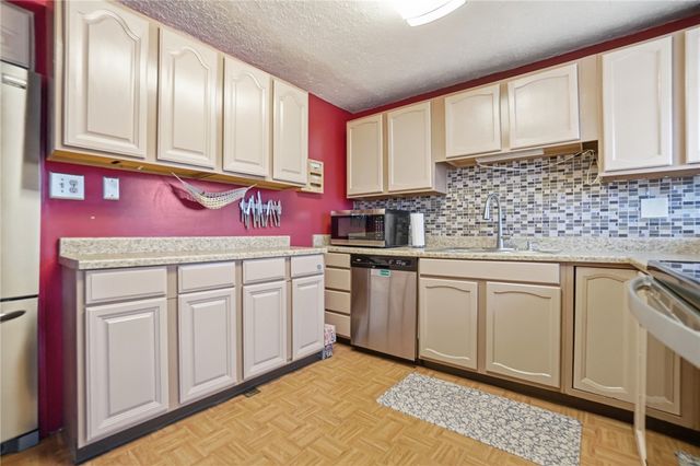 4507 Longfellow Avenue, Huber Heights, OH 45424