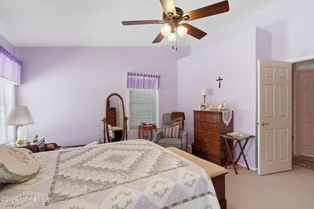 13 Heritage Drive, Howell, NJ 07731