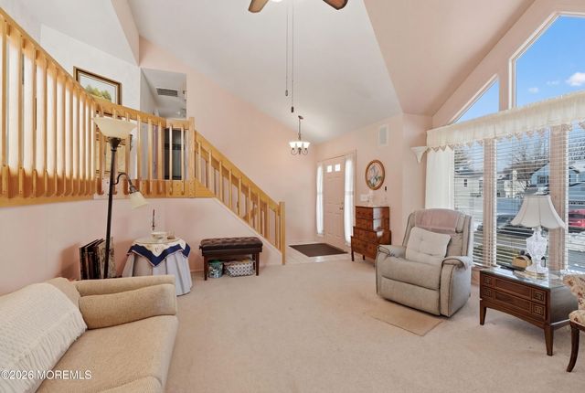 13 Heritage Drive, Howell, NJ 07731