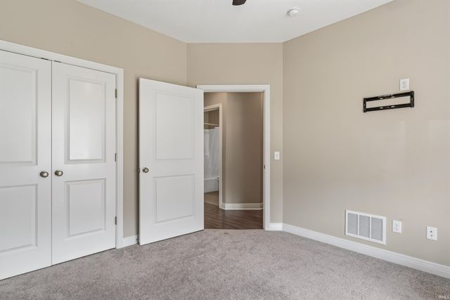 9807 Oak Trail Road, Fort Wayne, IN 46825