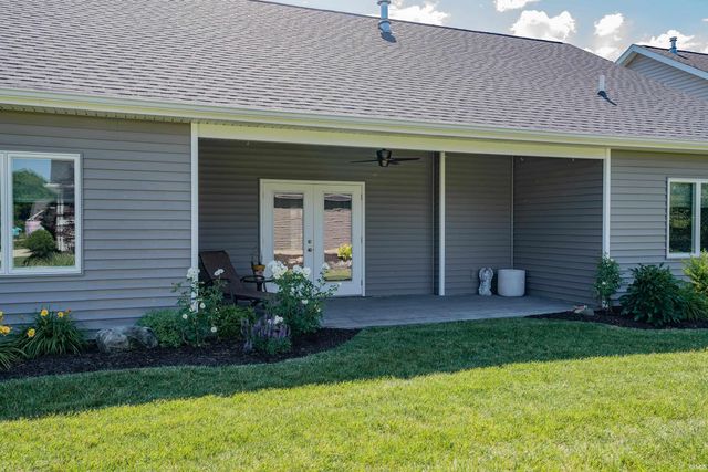 9807 Oak Trail Road, Fort Wayne, IN 46825