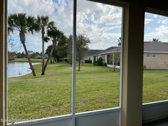 728 Remington Green Drive SE, Palm Bay, FL 32909