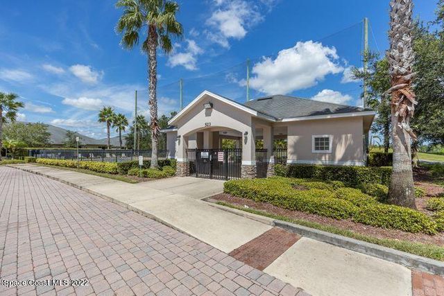 728 Remington Green Drive SE, Palm Bay, FL 32909