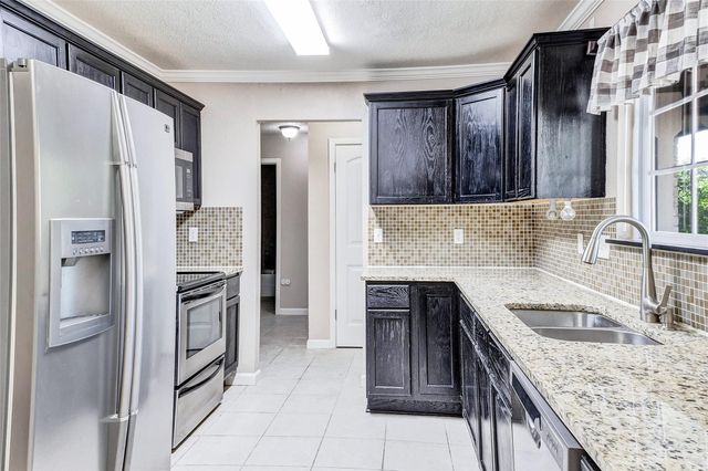308 S Blue Ridge PKWY, Cedar Park, TX 78613