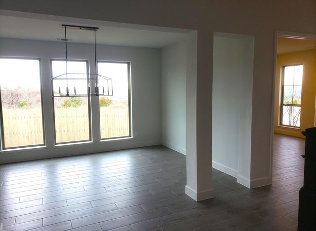 205 Roseleaf CT, Liberty Hill, TX 78642