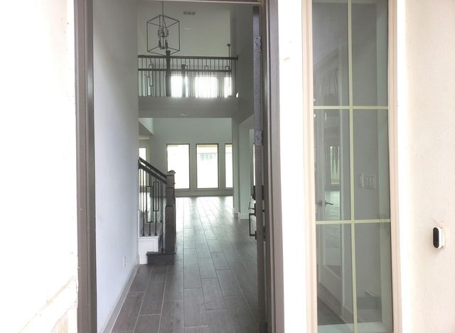 205 Roseleaf CT, Liberty Hill, TX 78642