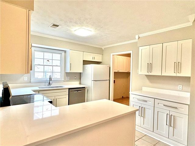 1505 Yorktown Drive, Lawrenceville, GA 30043