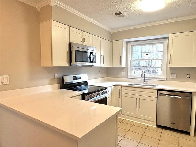 1505 Yorktown Drive, Lawrenceville, GA 30043