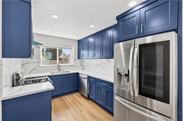 2120 Clark, Long Beach, CA 90815