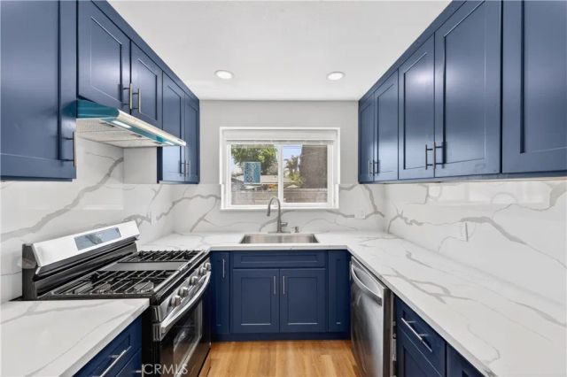 2120 Clark, Long Beach, CA 90815
