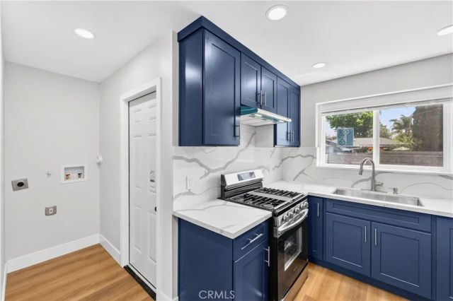 2120 Clark, Long Beach, CA 90815