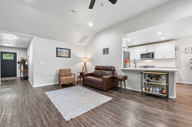 220 N Johannes Street, Sapulpa, OK 74066
