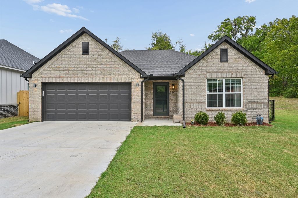 220 N Johannes Street, Sapulpa, OK 74066