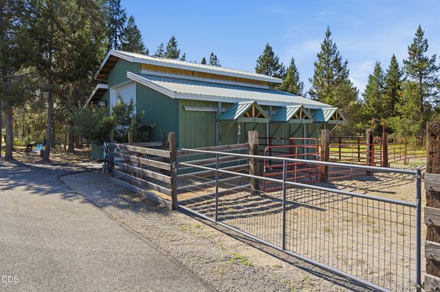 16250 South Drive, La Pine, OR 97739