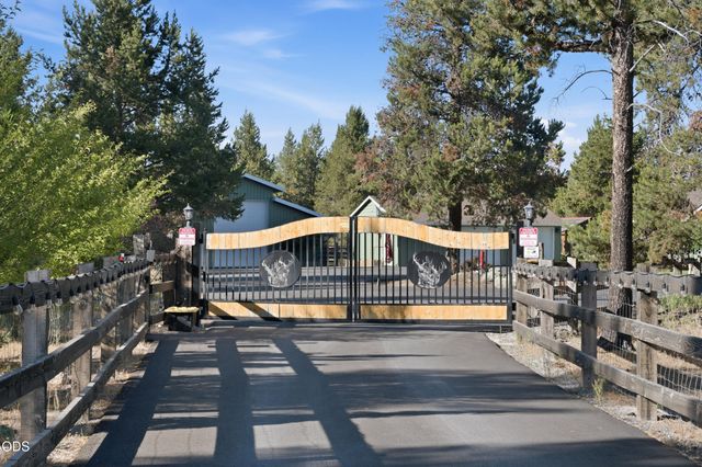 16250 South Drive, La Pine, OR 97739