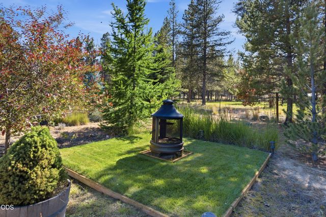 16250 South Drive, La Pine, OR 97739
