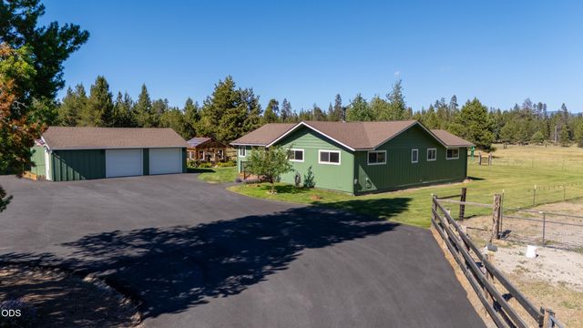 16250 South Drive, La Pine, OR 97739