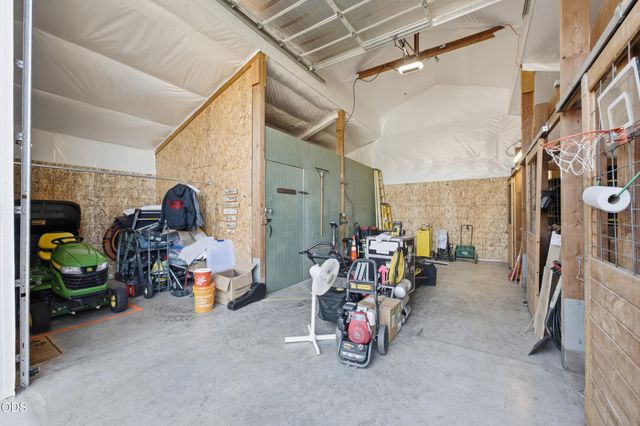 16250 South Drive, La Pine, OR 97739