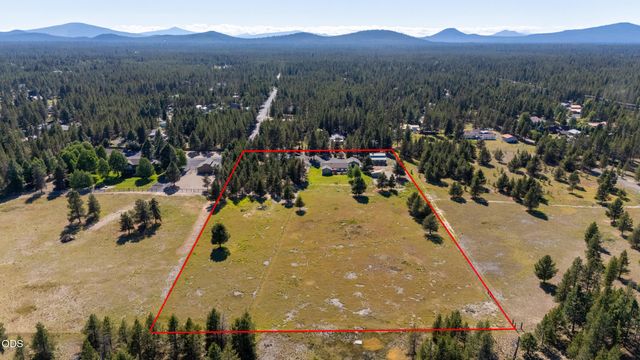 16250 South Drive, La Pine, OR 97739