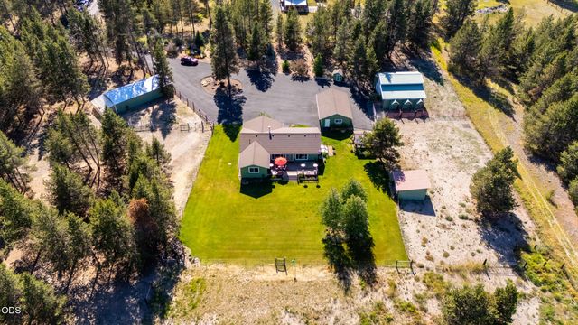 16250 South Drive, La Pine, OR 97739