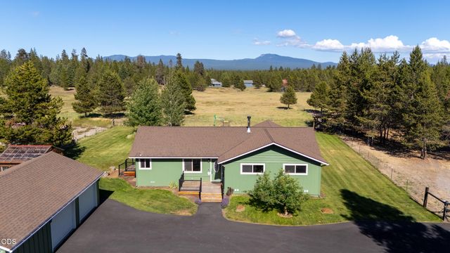 16250 South Drive, La Pine, OR 97739