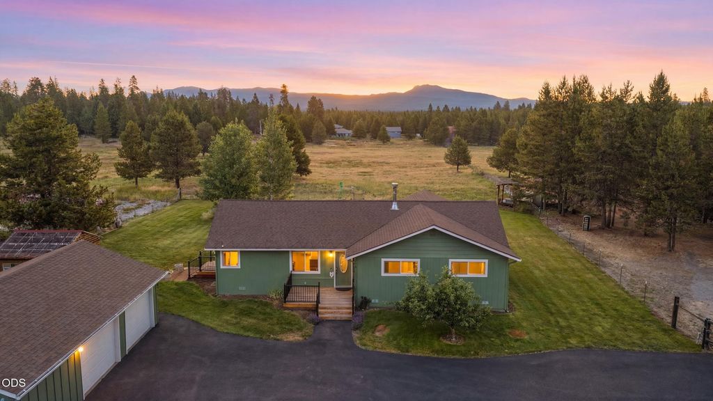 16250 South Drive, La Pine, OR 97739
