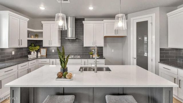 208 Emerald Rock, El Paso, TX 79928