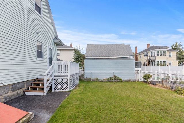 160 Marlboro St, Quincy, MA 02170