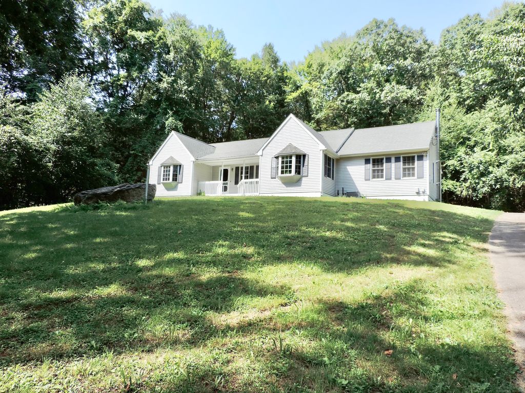 93 Bigelow Road, Colchester, CT 06415