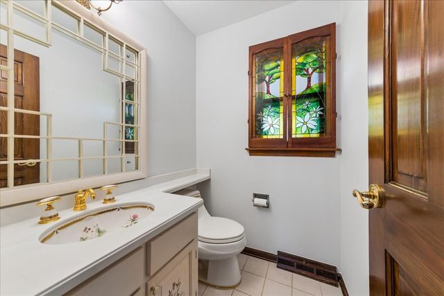 5641 Deerpath Lane, Downers Grove, IL 60516