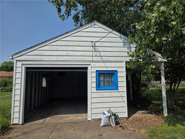 14 Boardman Road, Lackawanna, NY 14218