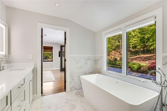 1100 Kingston Drive, Atlanta, GA 30342