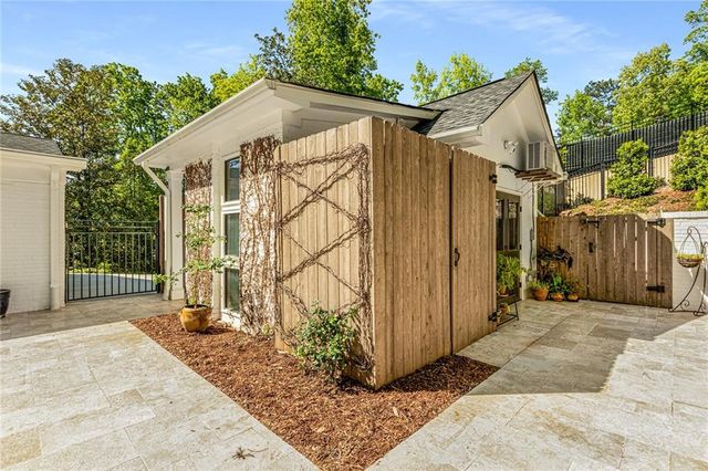 1100 Kingston Drive, Atlanta, GA 30342