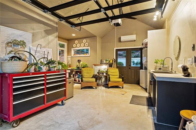 1100 Kingston Drive, Atlanta, GA 30342