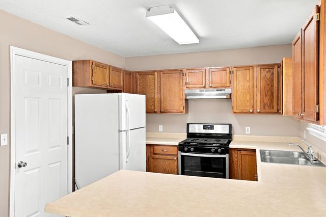 5206 GASCONADE DR, Columbia, MO 65202