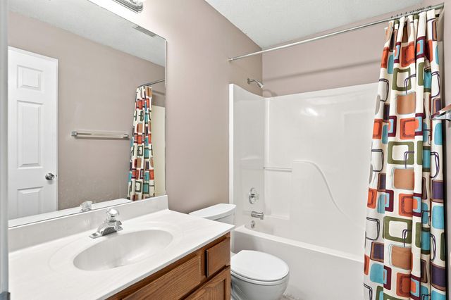 5206 GASCONADE DR, Columbia, MO 65202
