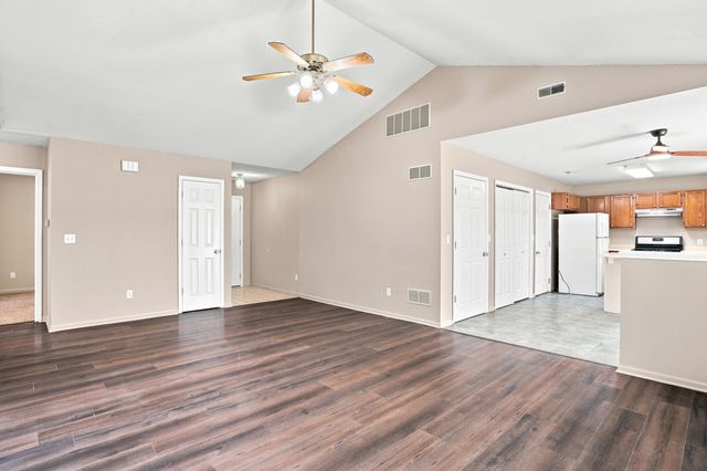 5206 GASCONADE DR, Columbia, MO 65202