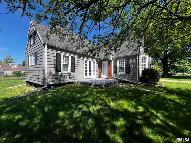 3203 N BILTMORE Avenue, Peoria, IL 61604